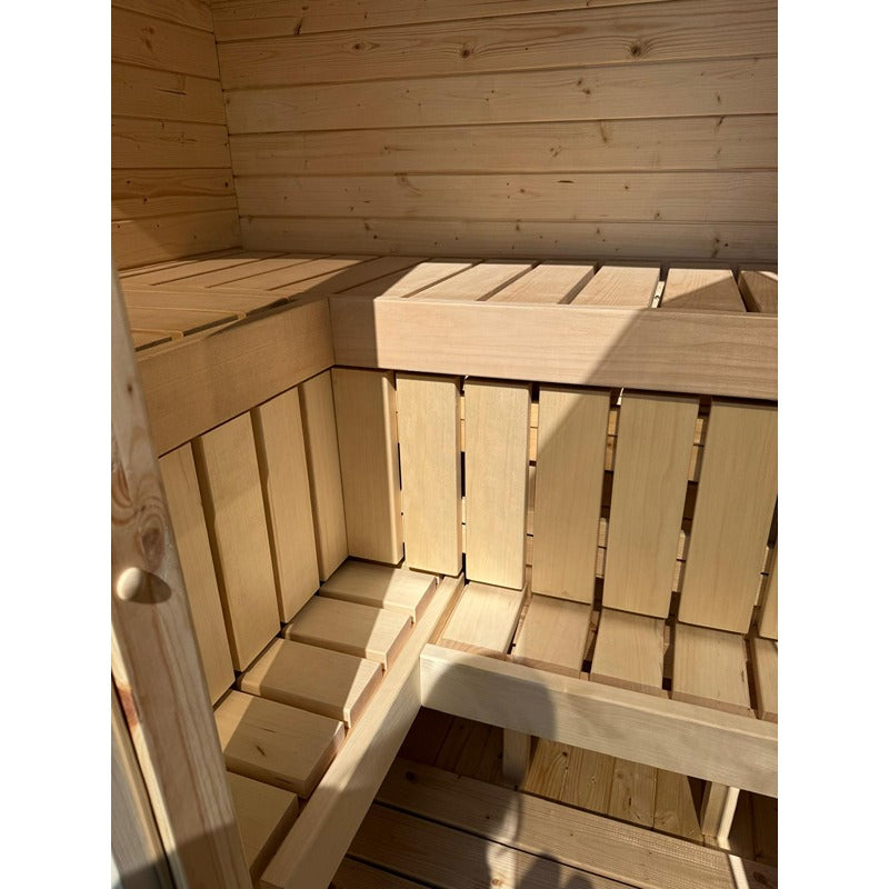 Interior of the Celsium Ula Mini sauna with benches made of light-colored wood - clear lines and high-quality workmanship for relaxed wellness moments